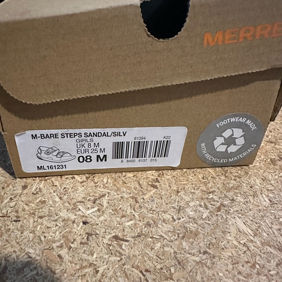 Brand new in box with tags Merrell sandals - Picture 3 of 5